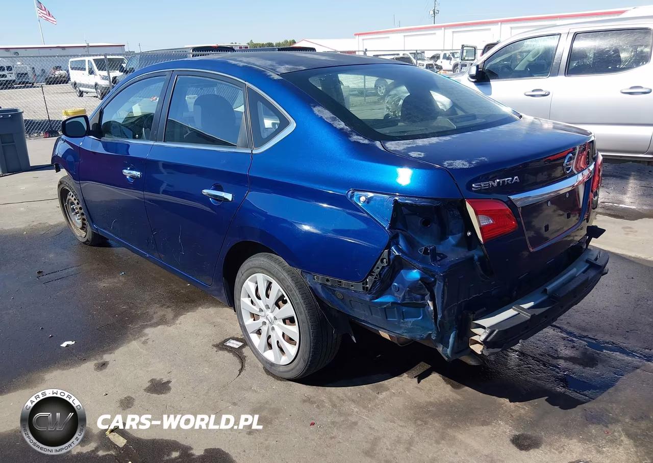 2016 Nissan Sentra S VIN:3N1AB7AP3GY231755 - 3