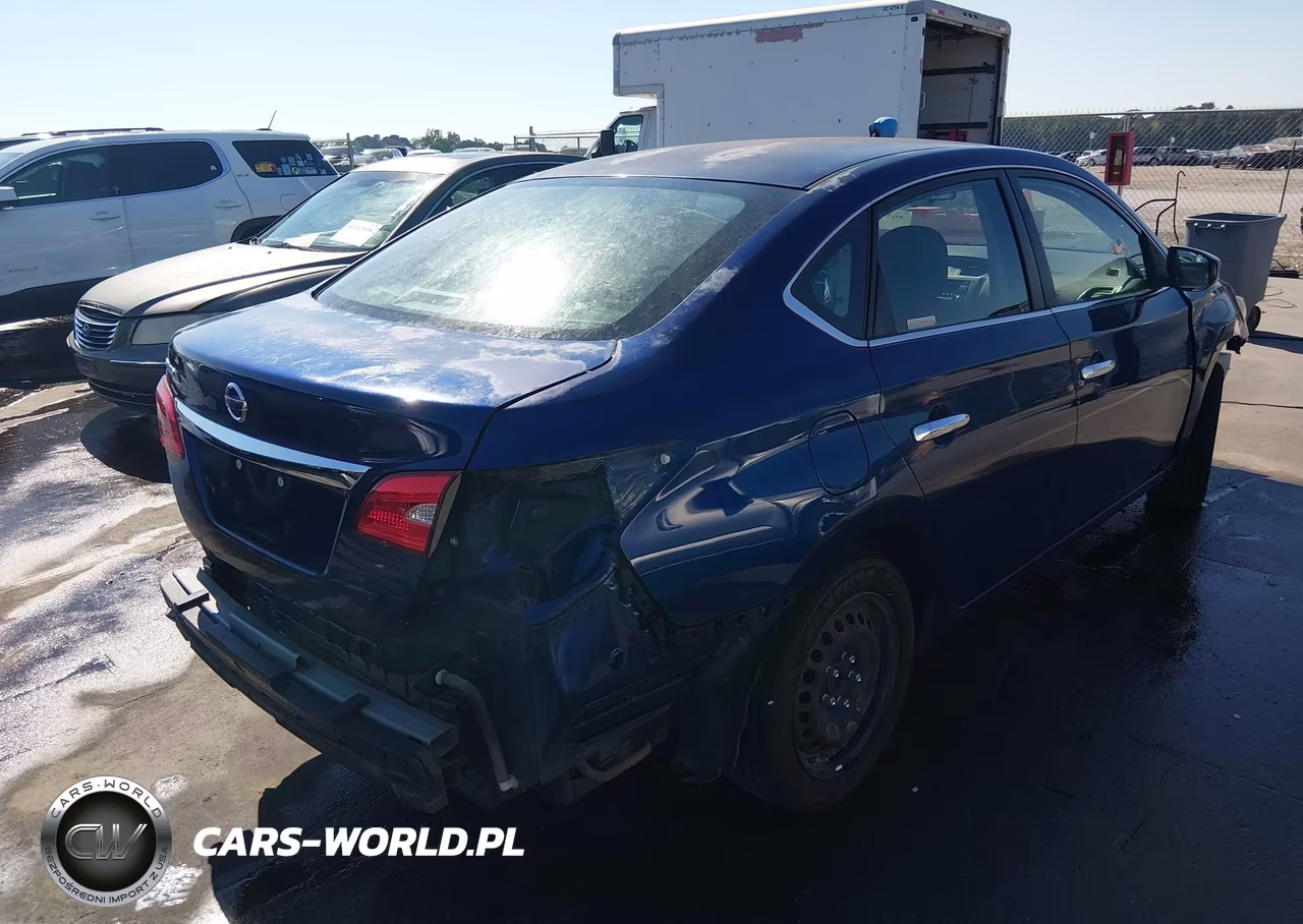 2016 Nissan Sentra S VIN:3N1AB7AP3GY231755 - 4