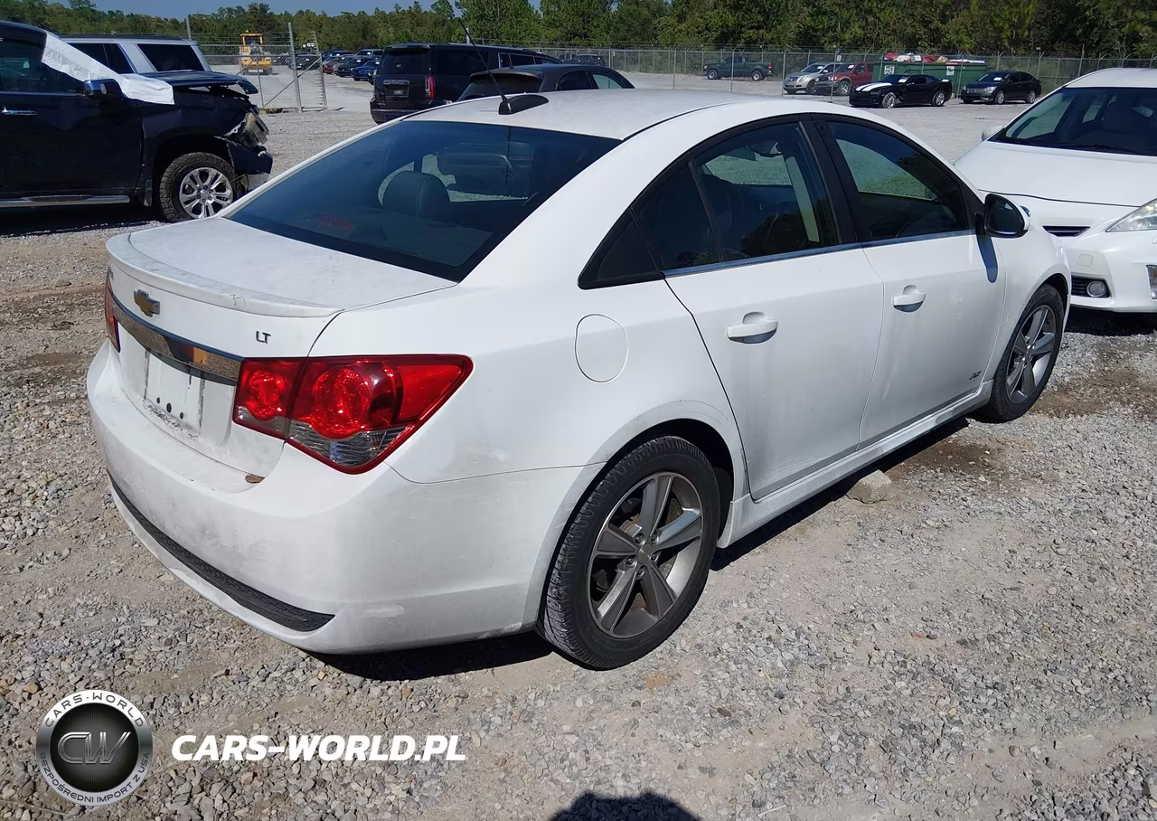 2015 Chevrolet Cruze 2Lt Auto VIN:1G1PE5SB2F7119057 - 4