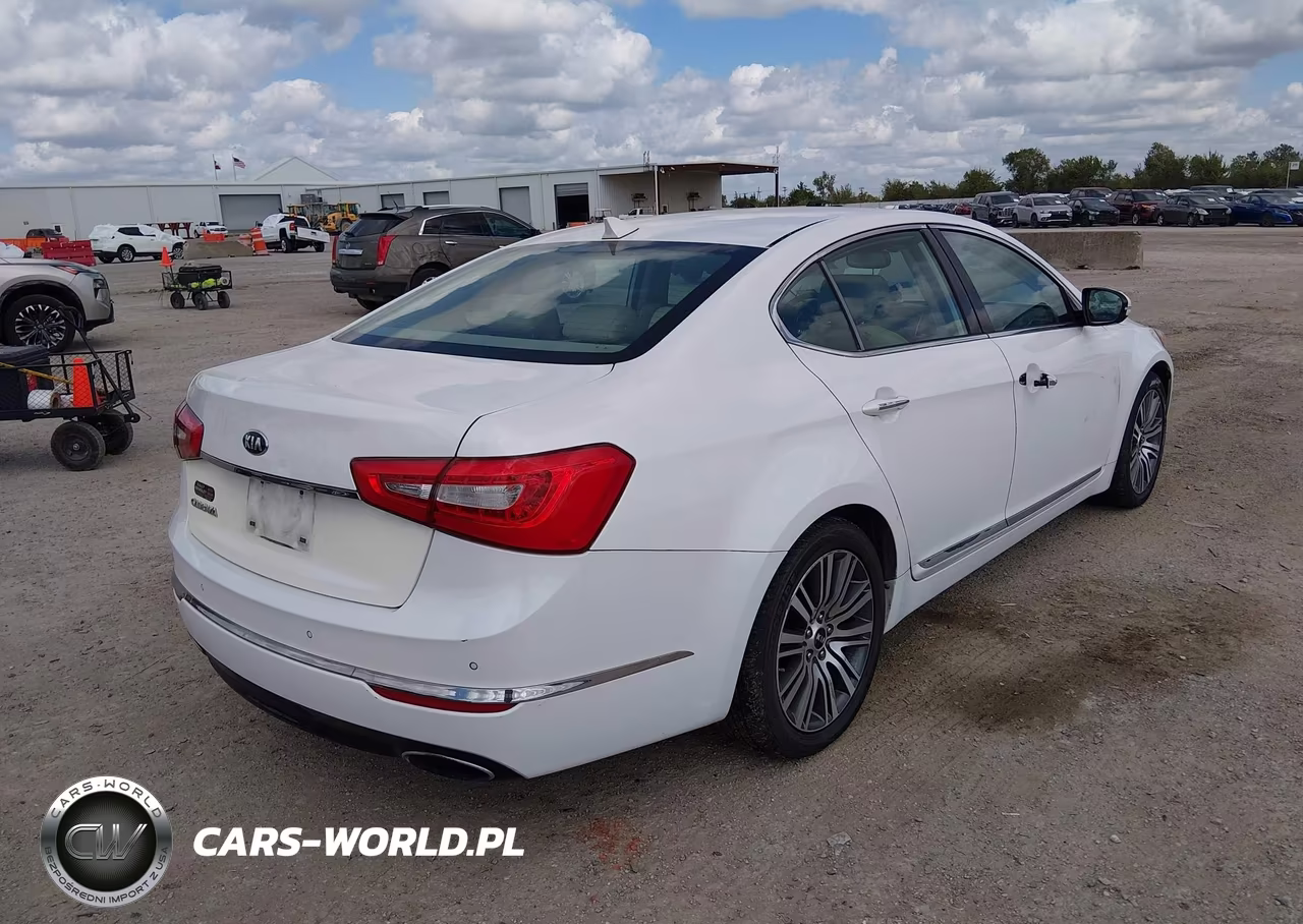 2015 Kia Cadenza Premium VIN:KNALN4D73F5190012 - 4