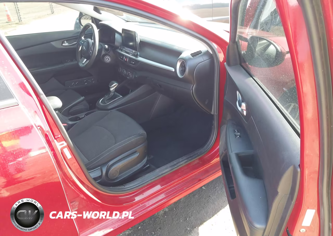 2021 Kia Forte Lxs VIN:3KPF24ADXME266717 - 5