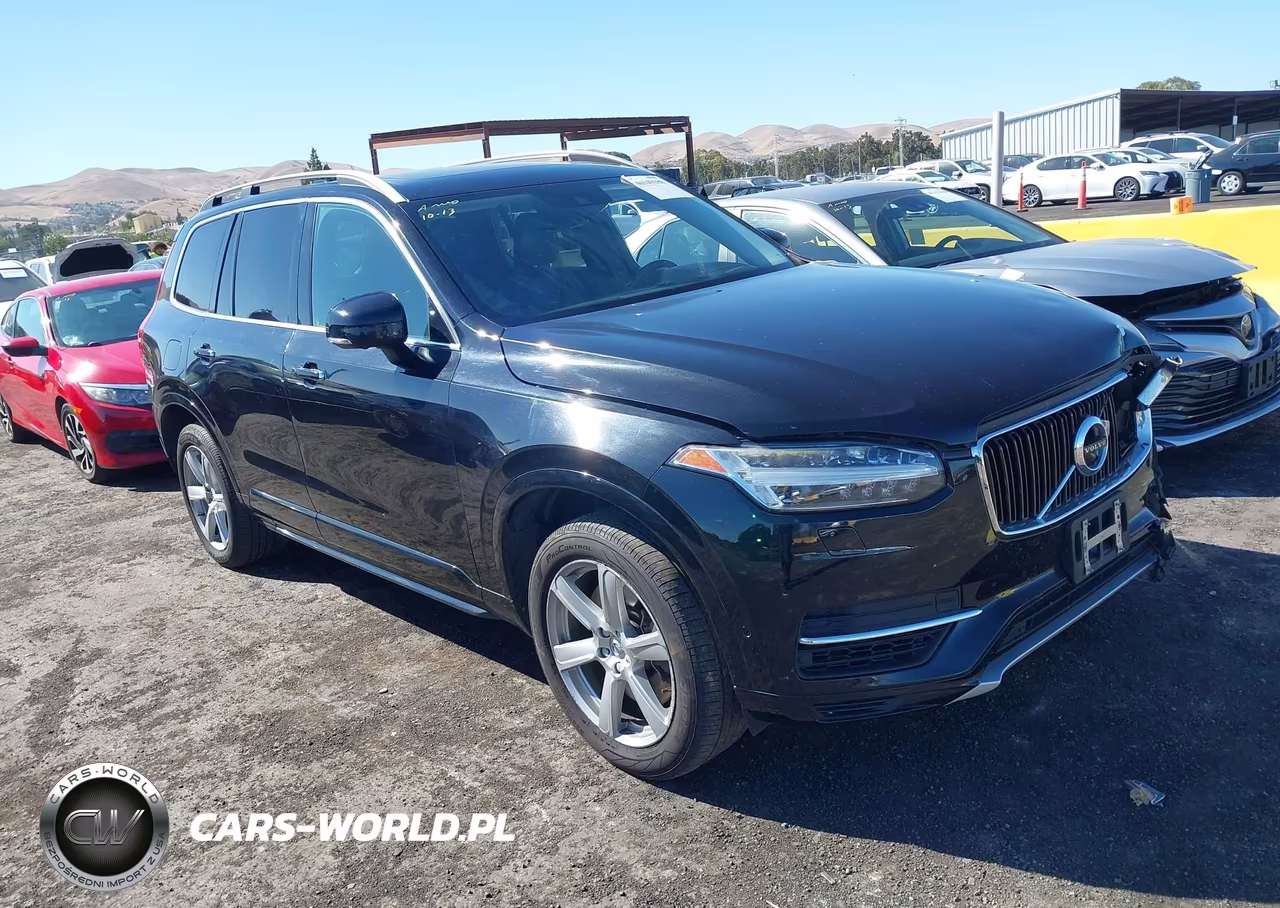 2016 Volvo Xc90 Hybrid T8 Momentum