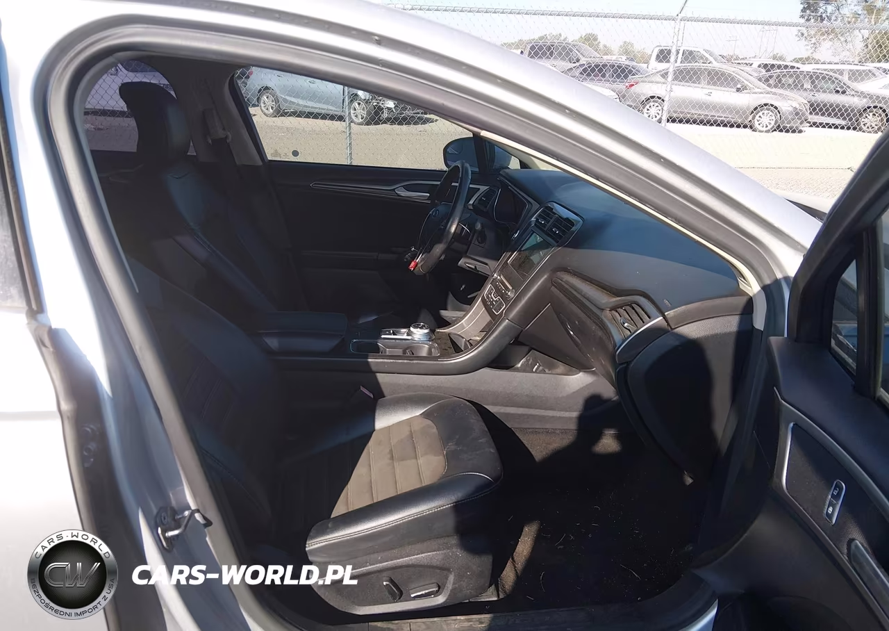 2017 Ford Fusion Se VIN:3FA6P0HD0HR397627 - 5