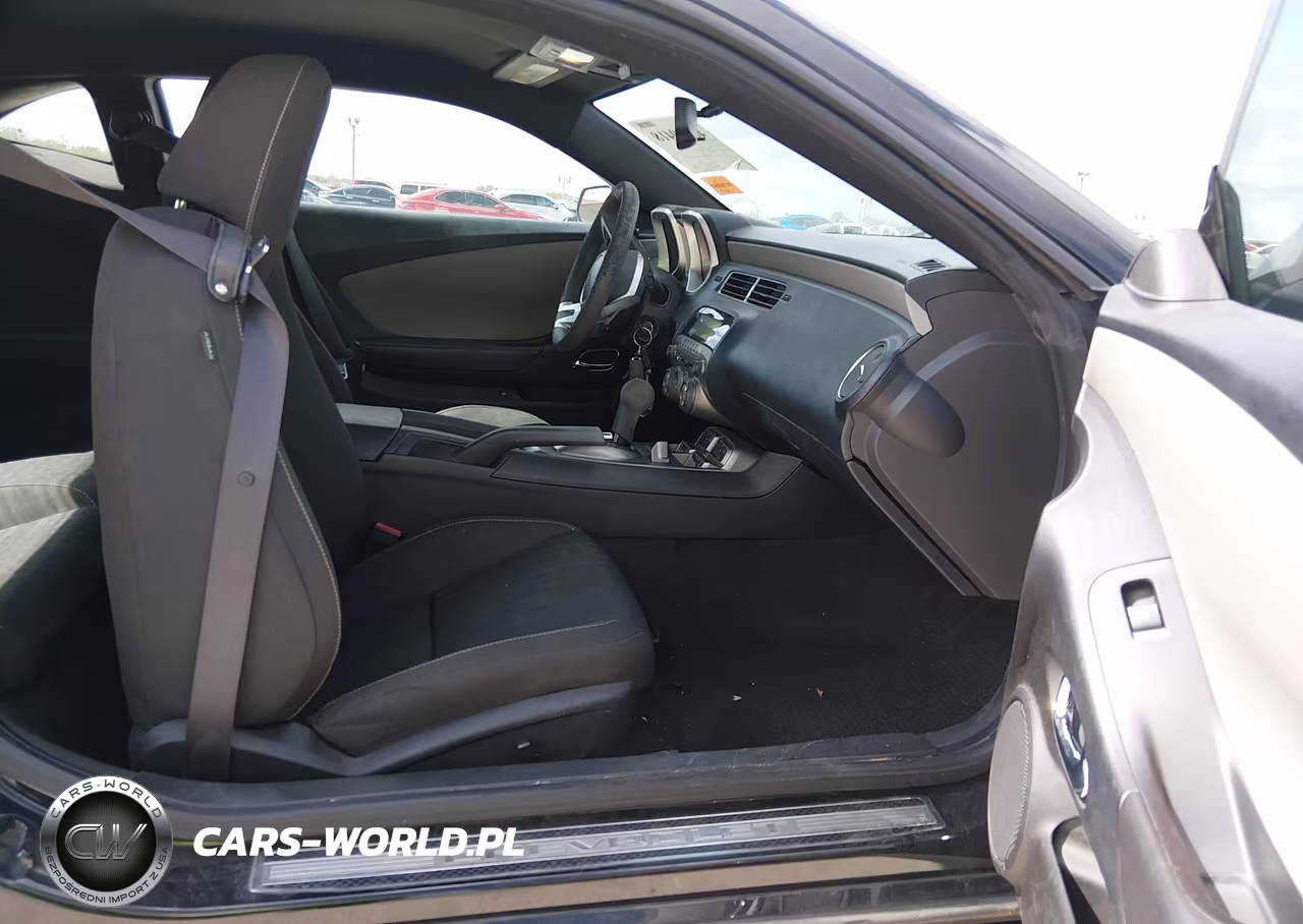 2011 Chevrolet Camaro 2Ls VIN:2G1FA1ED6B9182779 - 5
