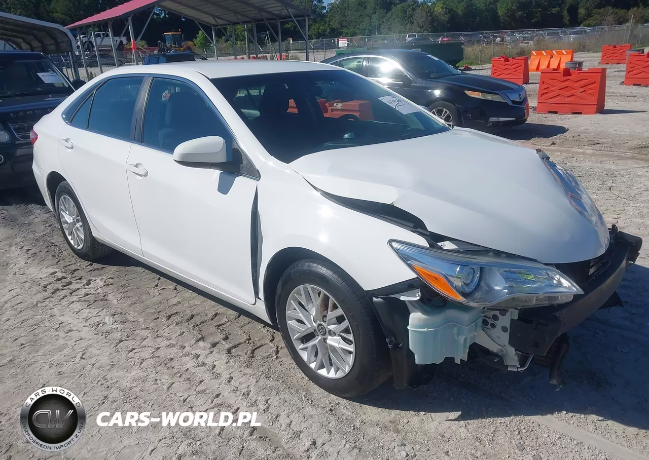 2016 Toyota Camry Le VIN:4T1BF1FK3GU246304 - 1