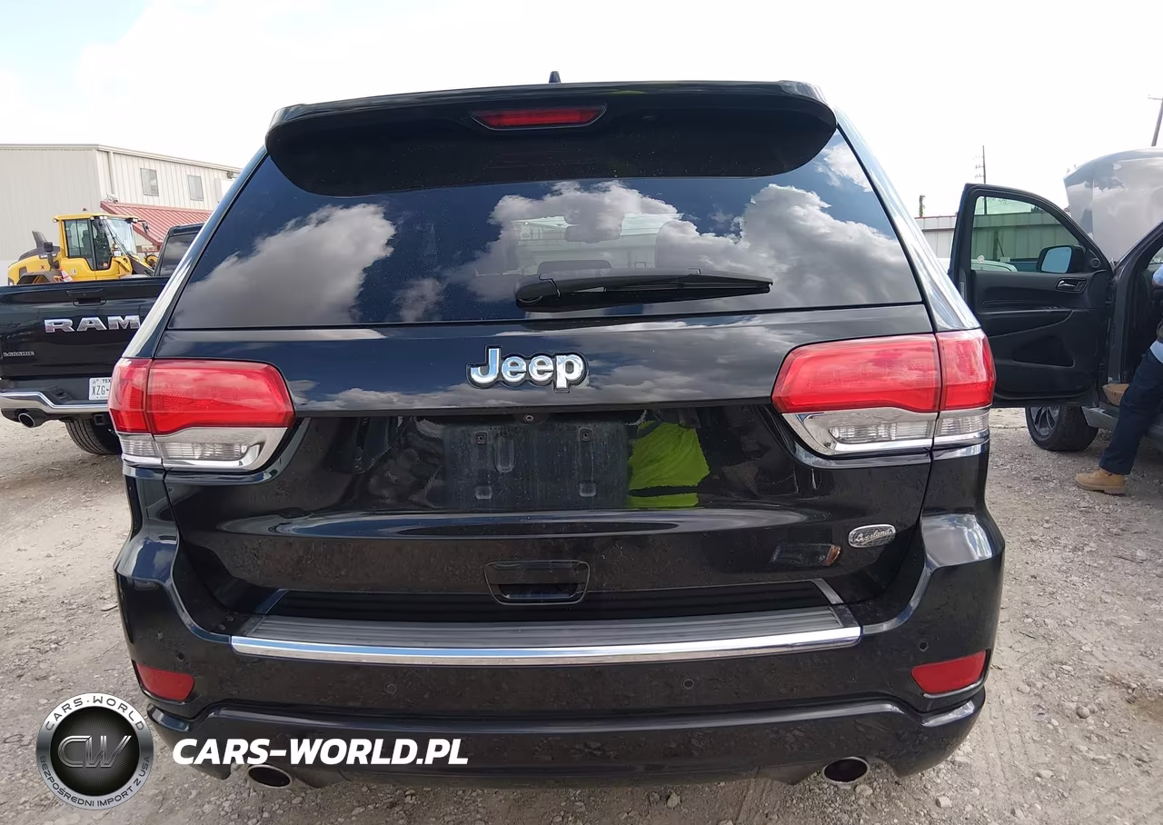 2014 Jeep Grand Cherokee Overland VIN:1C4RJECG0EC523664 - 17