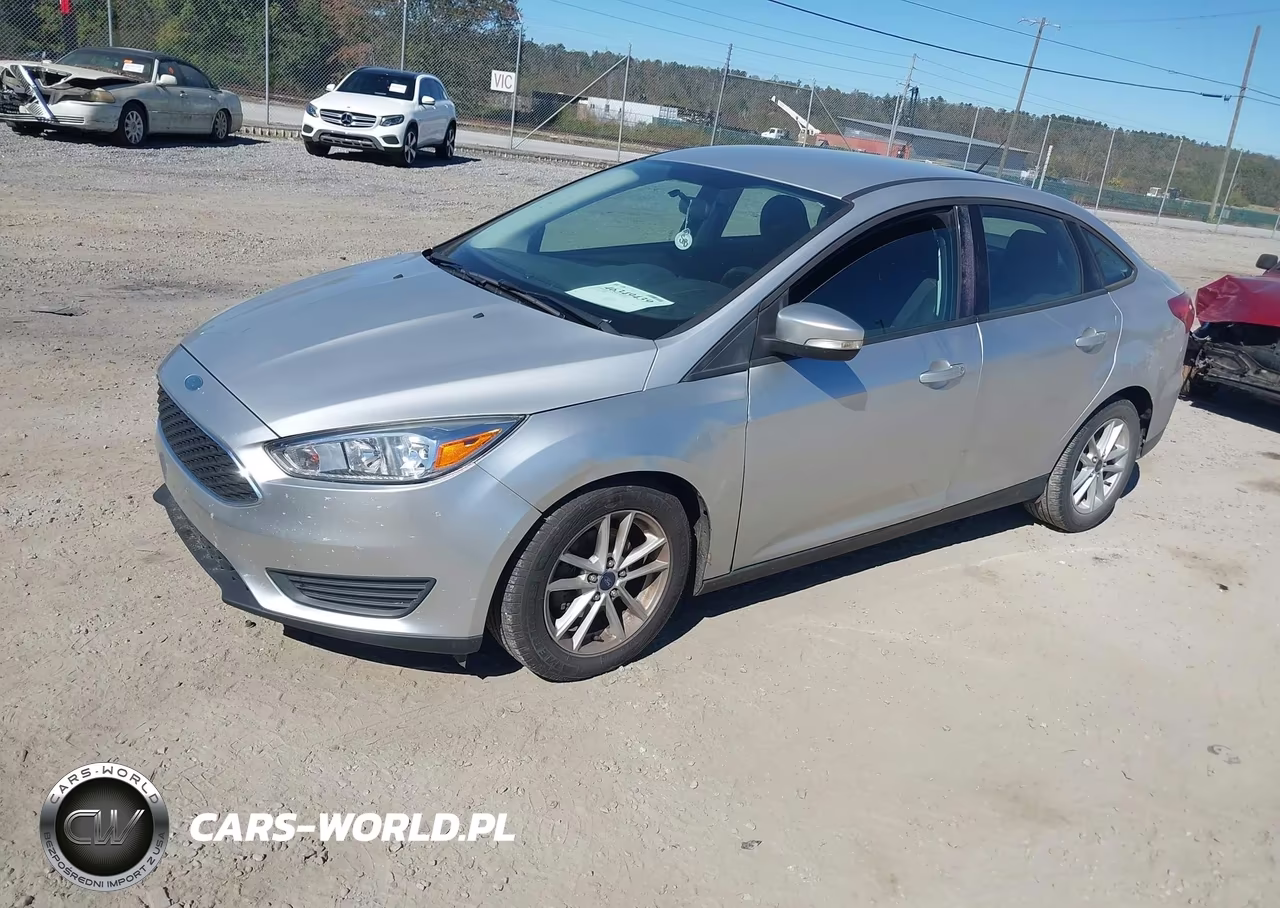 2015 Ford Focus Se VIN:1FADP3F29FL209998 - 2