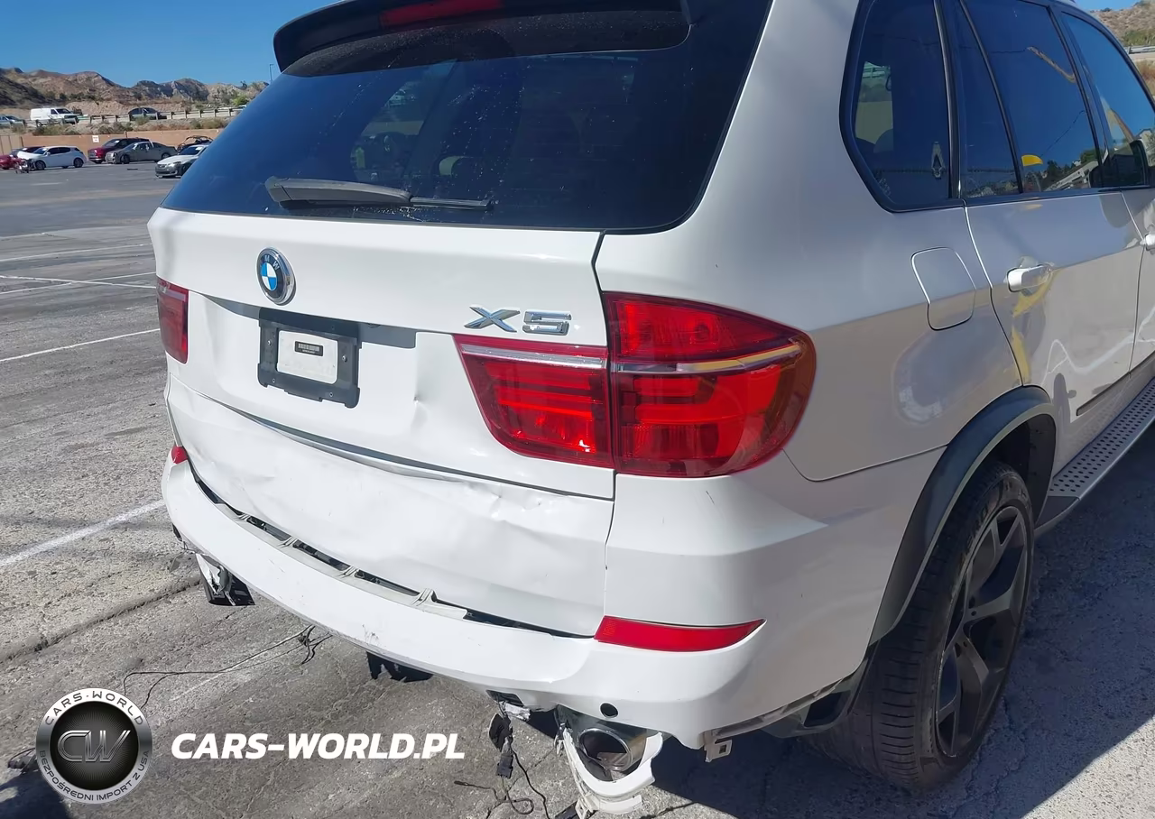 2012 BMW X5 xDrive35D VIN:5UXZW0C5XCL665633 - 12