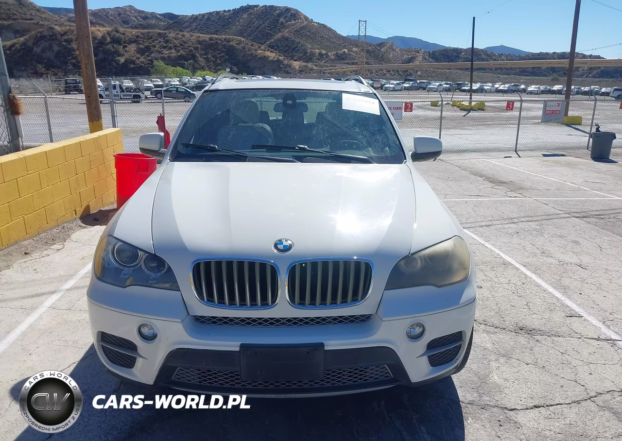 2012 BMW X5 xDrive35D VIN:5UXZW0C5XCL665633 - 14