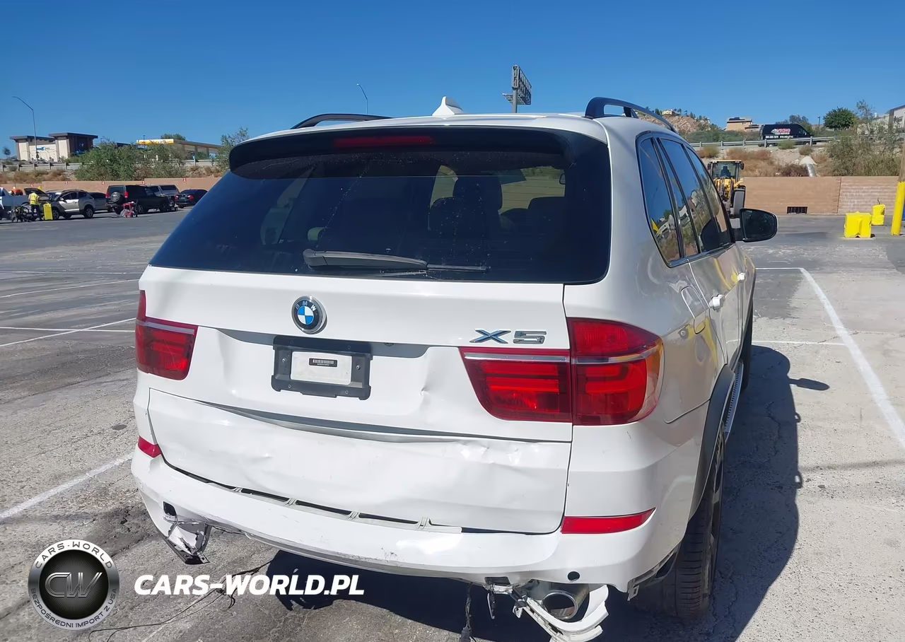 2012 BMW X5 xDrive35D VIN:5UXZW0C5XCL665633 - 4