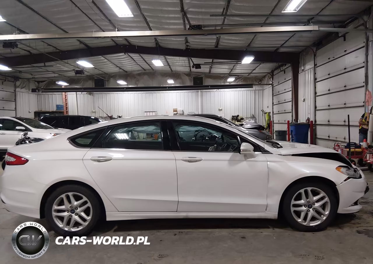 2015 Ford Fusion Se VIN:3FA6P0H7XFR279480 - 13