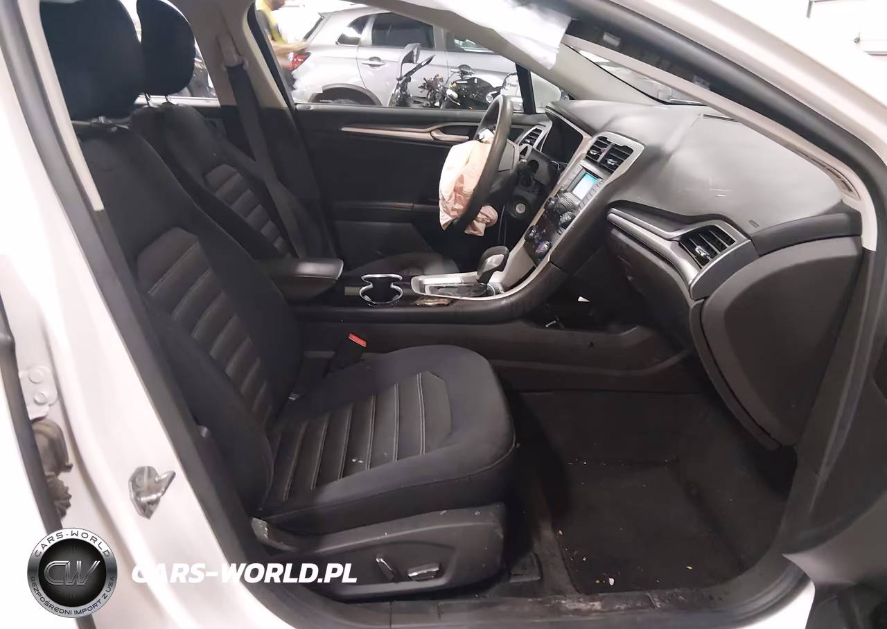 2015 Ford Fusion Se VIN:3FA6P0H7XFR279480 - 5