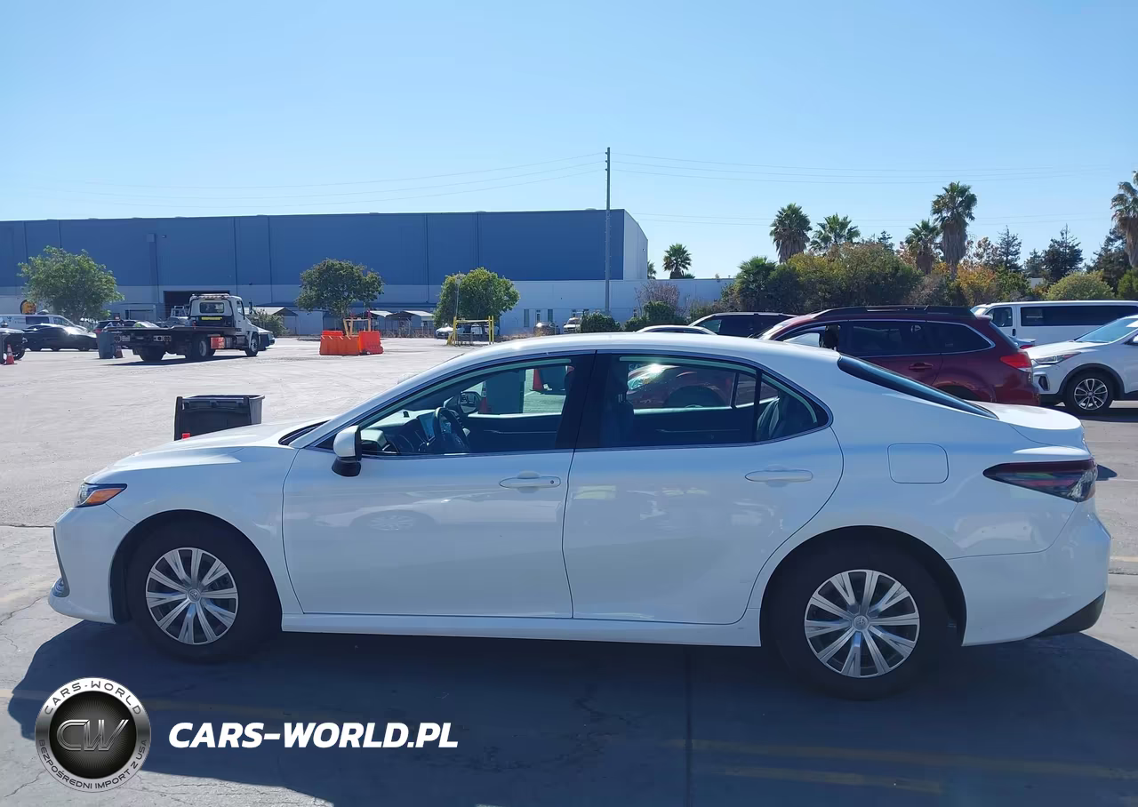 2022 Toyota Camry Le Hybrid VIN:4T1C31AK0NU591470 - 14