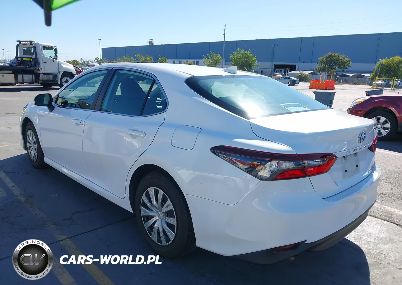 2022 Toyota Camry Le Hybrid VIN:4T1C31AK0NU591470 - 3