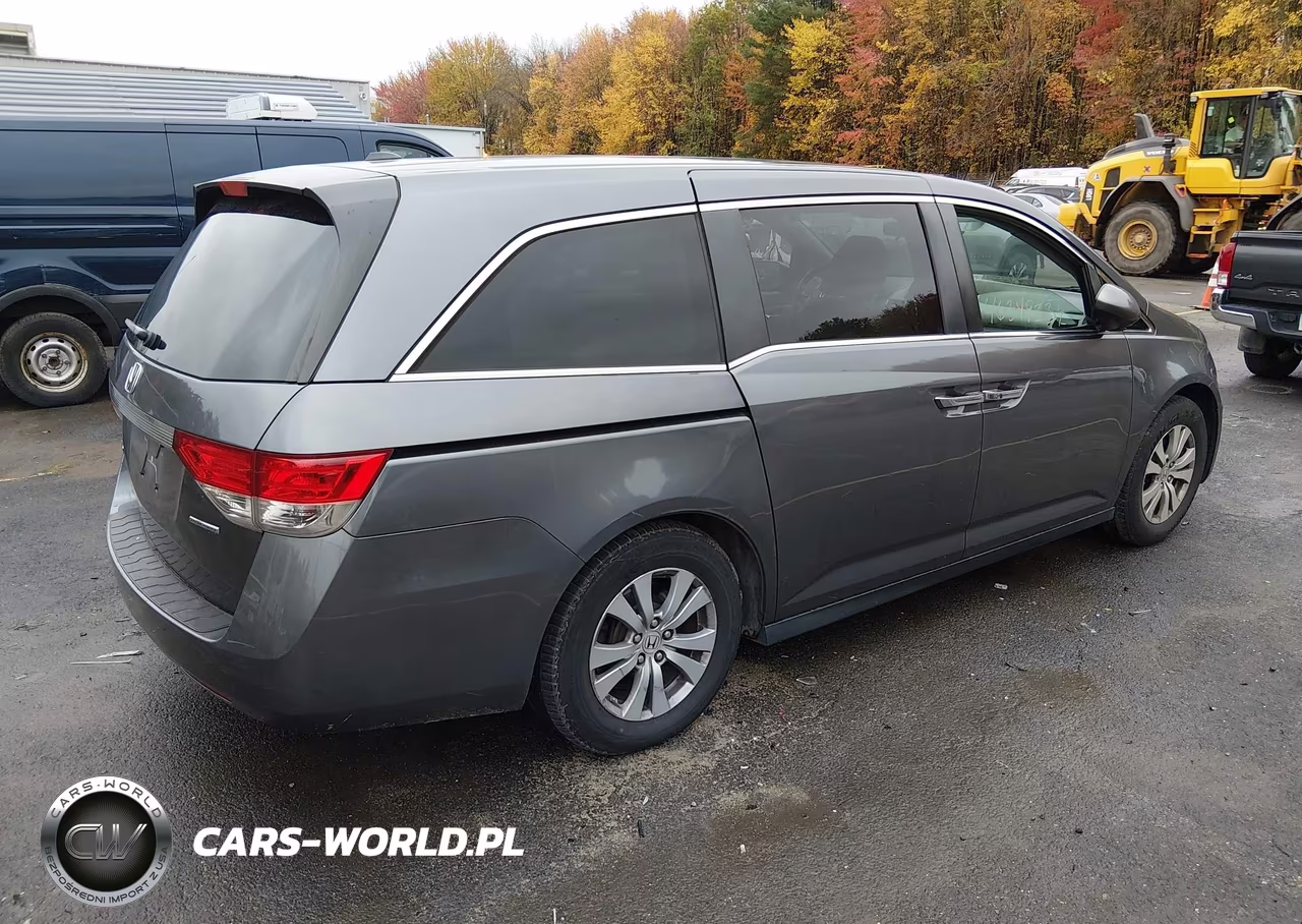 2016 Honda Odyssey Se VIN:5FNRL5H36GB136770 - 4