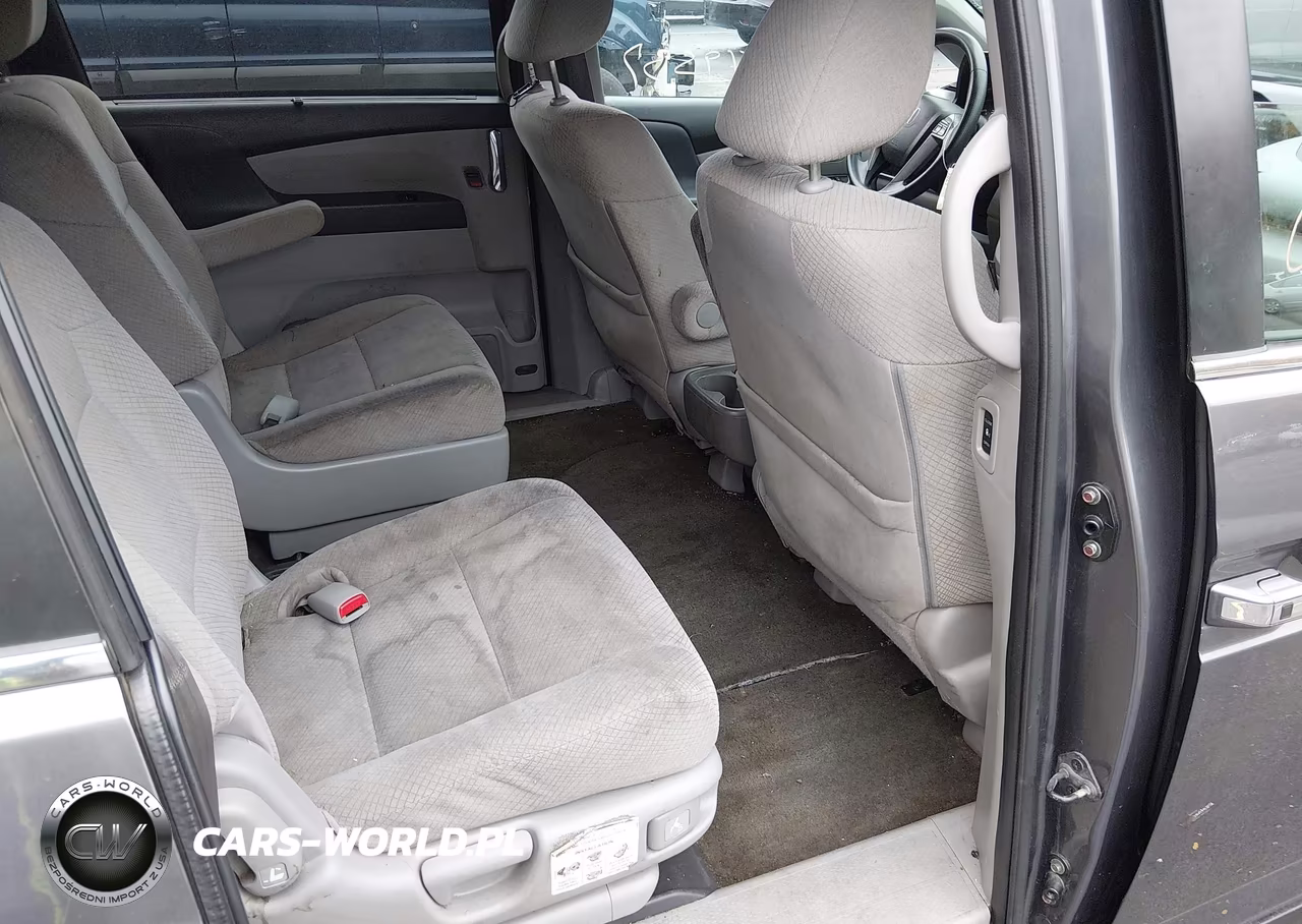 2016 Honda Odyssey Se VIN:5FNRL5H36GB136770 - 8