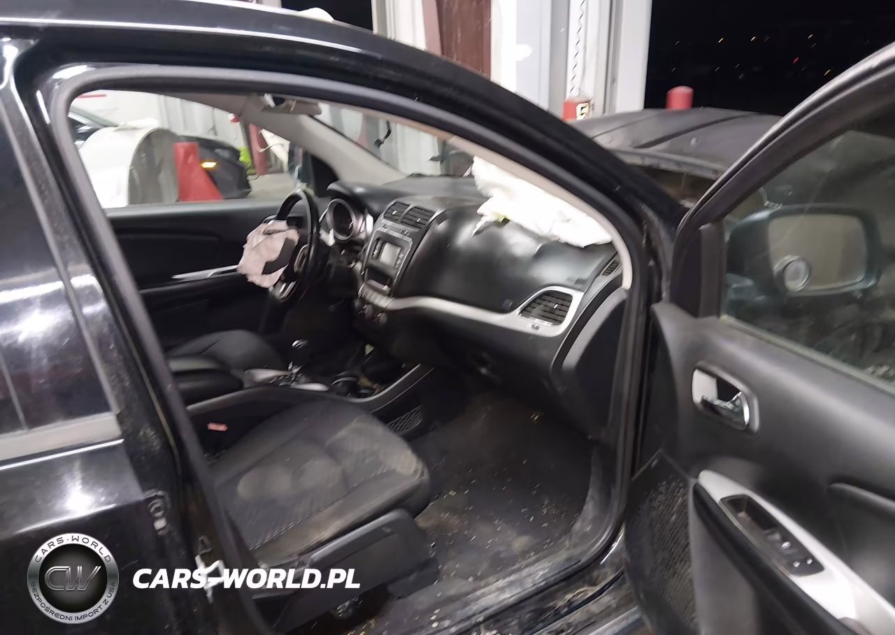 2018 Dodge Journey Se VIN:3C4PDCAB0JT447713 - 5