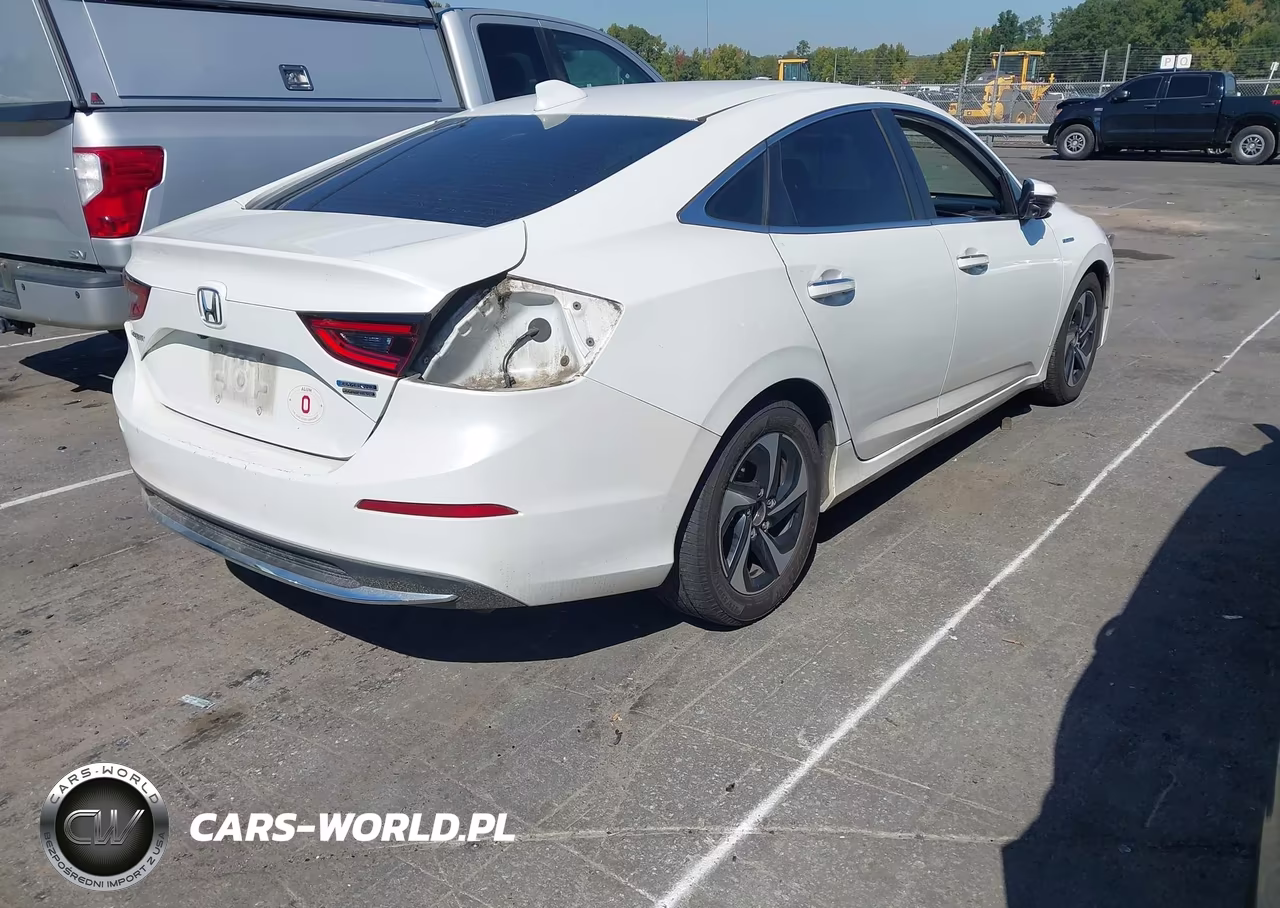 2019 Honda Insight Touring VIN:19XZE4F94KE003550 - 4