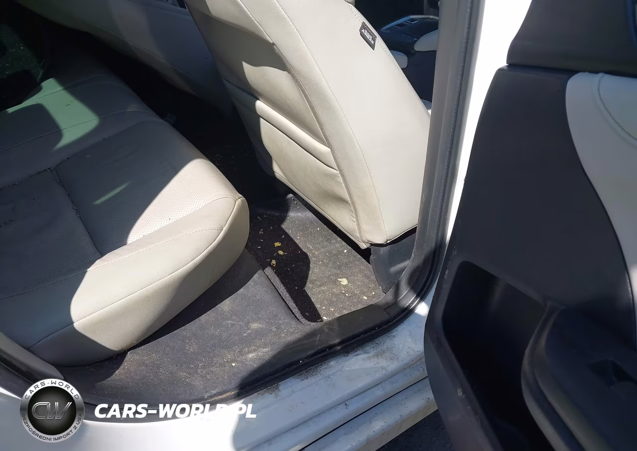 2019 Honda Insight Touring VIN:19XZE4F94KE003550 - 8