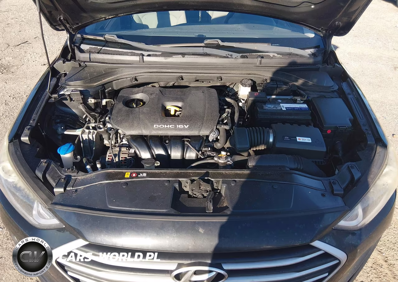 2018 Hyundai Elantra Value Edition VIN:5NPD84LF2JH277996 - 10