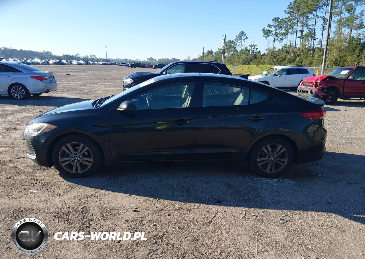 2018 Hyundai Elantra Value Edition VIN:5NPD84LF2JH277996 - 14