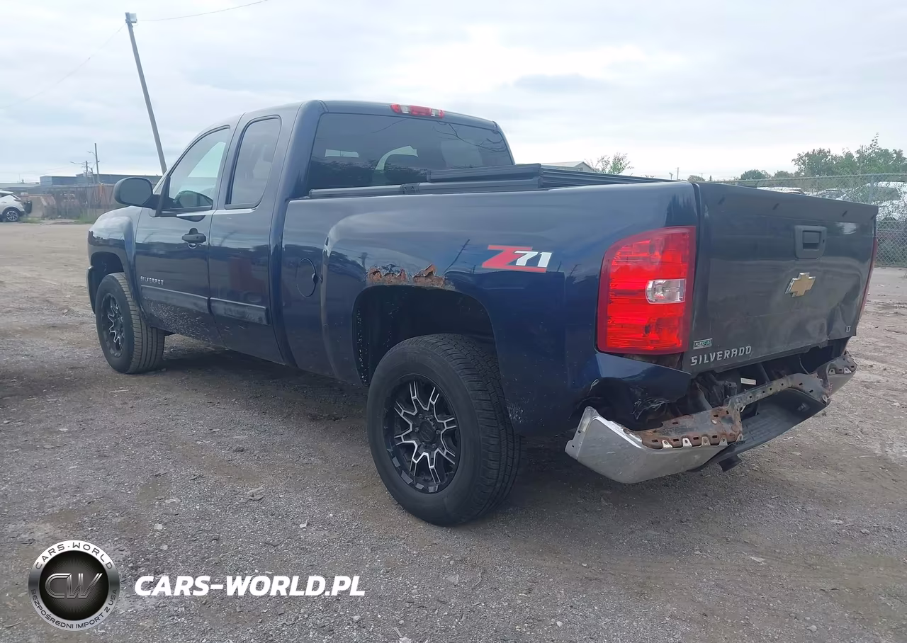 2010 Chevrolet Silverado 1500 Lt VIN:1GCSCSE09AZ108862 - 3