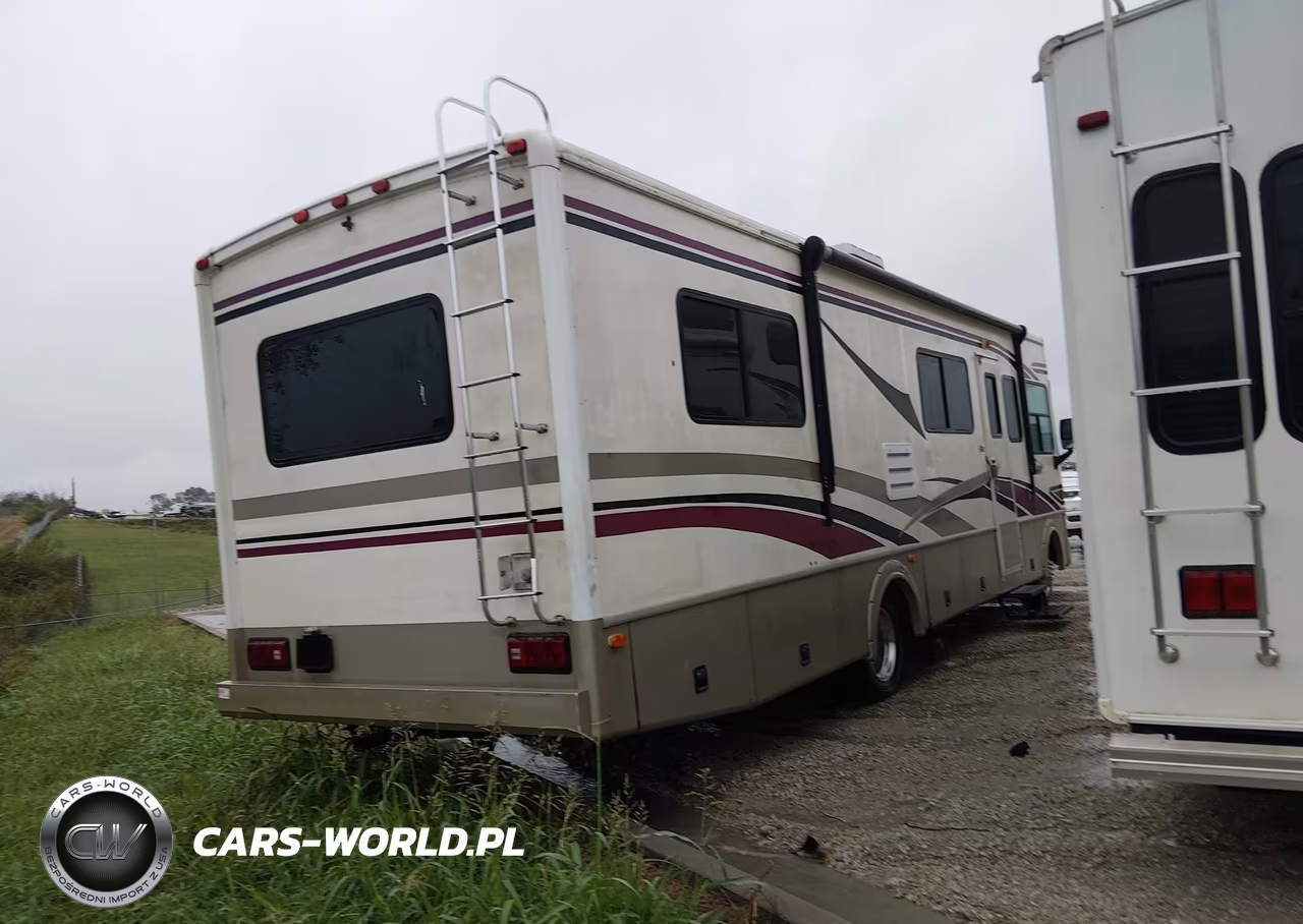 2002 Workhorse Custom Chassis Motorhome Chassis P3500 VIN:5B4LP57G923348637 - 4