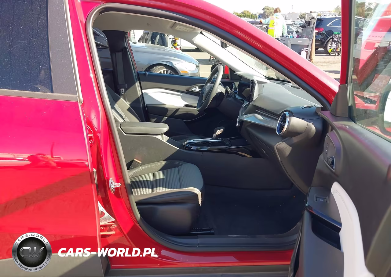 2026 Chevrolet Trax Fwd Lt VIN:KL77LHEP4TC152082 - 5