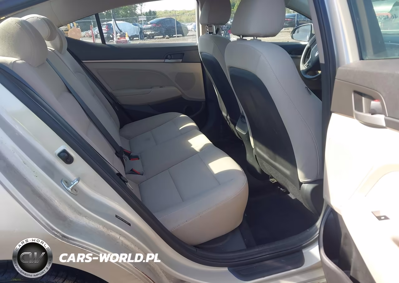 2017 Hyundai Elantra Se VIN:5NPD84LF5HH135071 - 8
