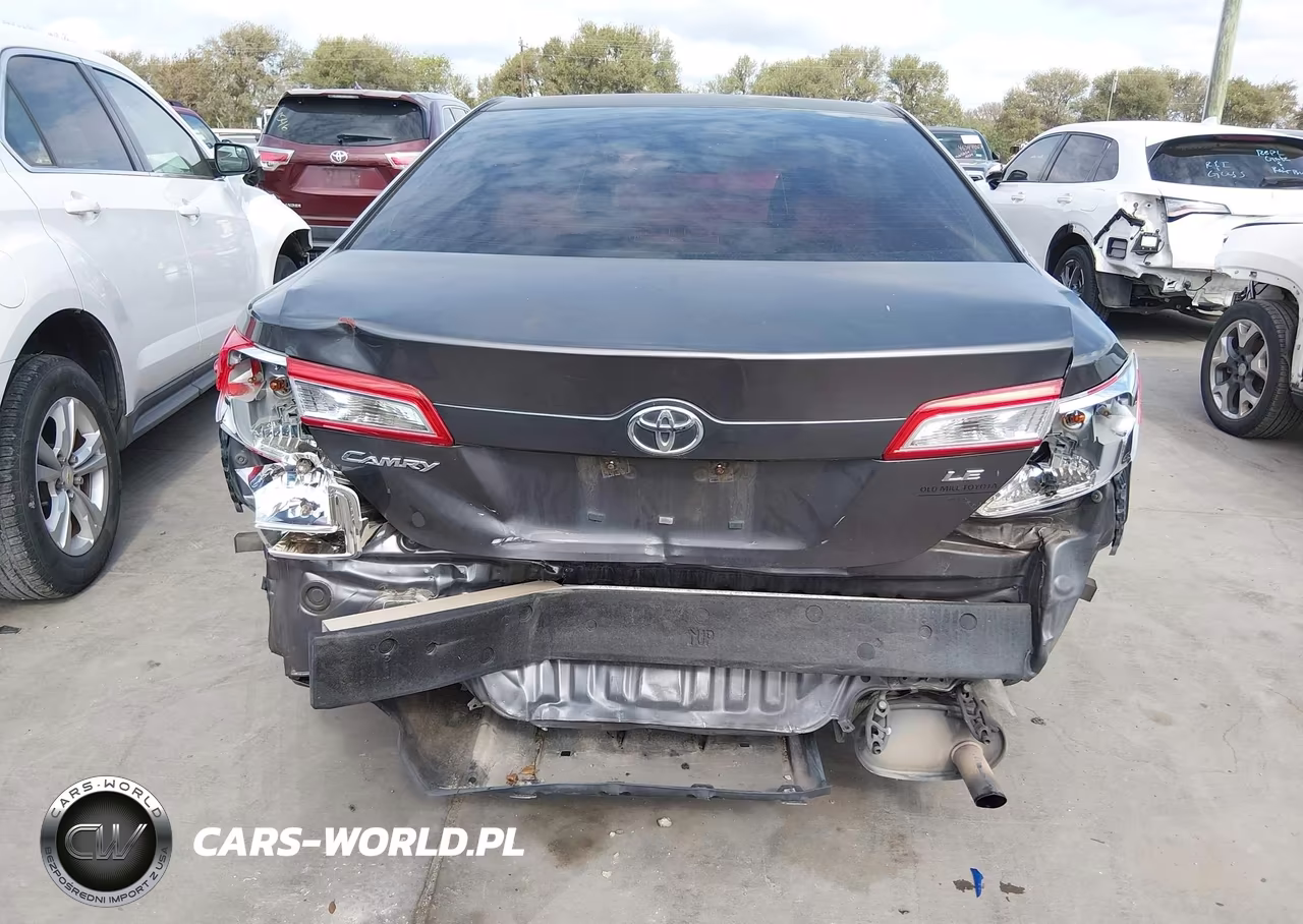 2013 Toyota Camry Le VIN:4T4BF1FK8DR322925 - 17