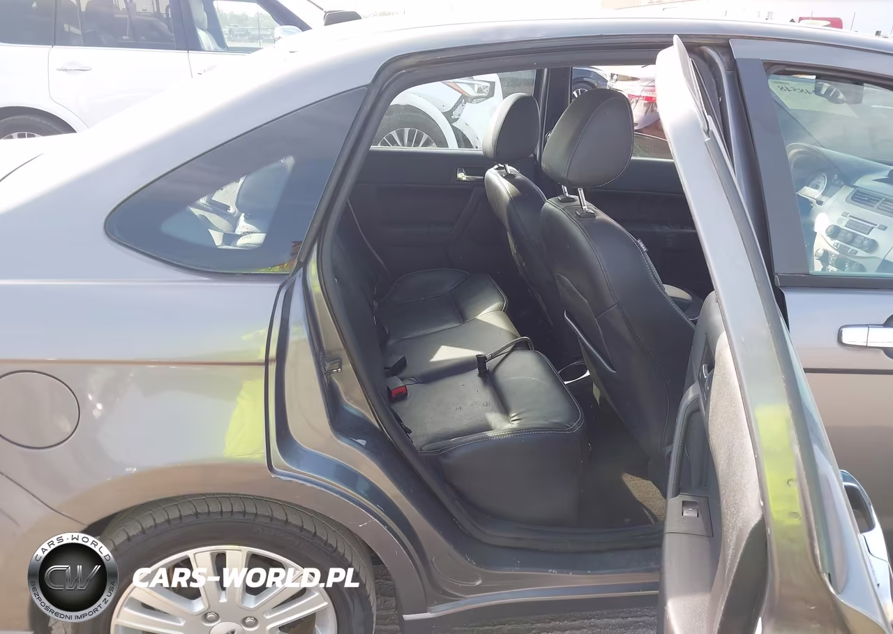 2010 Ford Focus Sel VIN:1FAHP3HN9AW231208 - 8