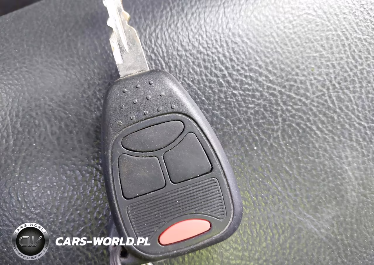 2015 Jeep Compass Latitude VIN:1C4NJDEB4FD106036 - 11