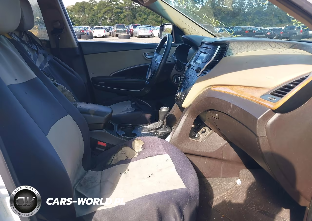 2015 Hyundai Santa Fe Sport 2.4L VIN:5XYZUDLB0FG278416 - 5