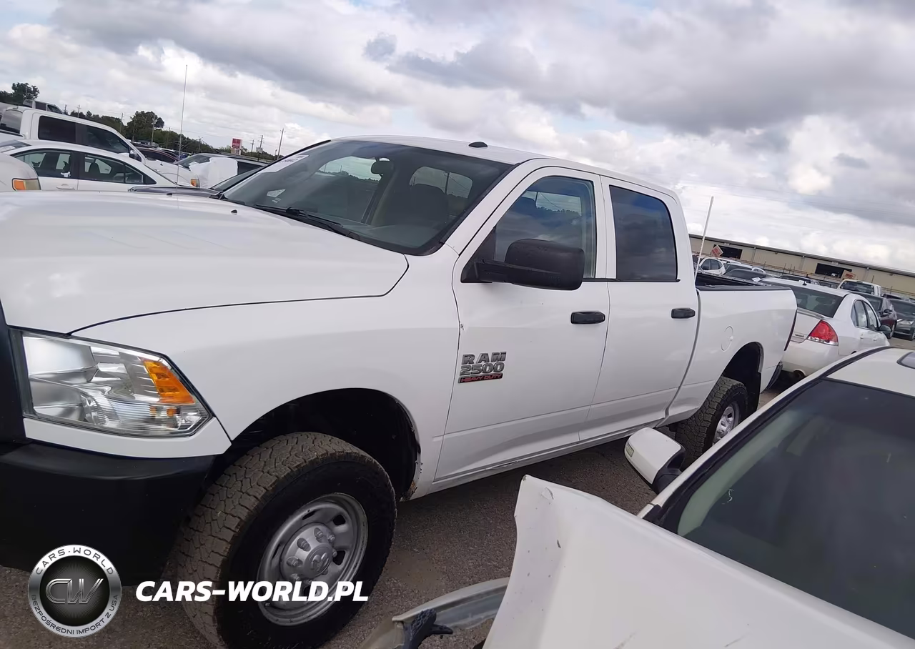2017 Ram 2500 Tradesman 4X4 6'4 Box VIN:3C6UR5CL9HG778595 - 14
