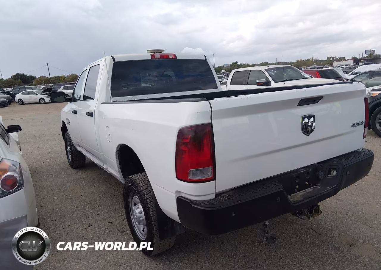 2017 Ram 2500 Tradesman 4X4 6'4 Box VIN:3C6UR5CL9HG778595 - 3