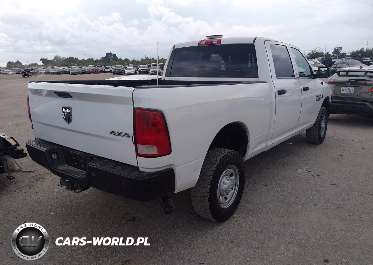 2017 Ram 2500 Tradesman 4X4 6'4 Box VIN:3C6UR5CL9HG778595 - 4
