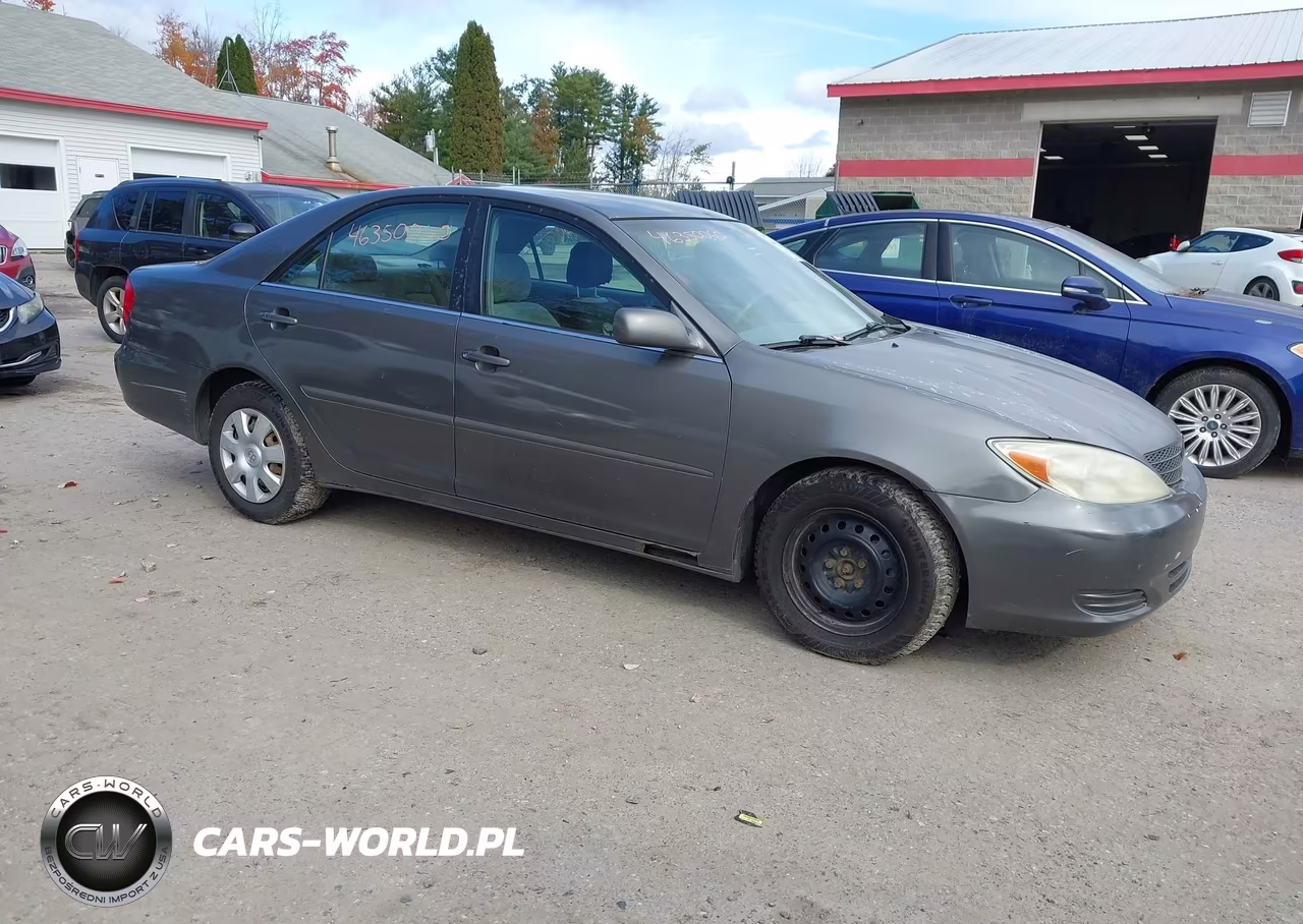 2003 Toyota Camry Le – zdjęcie 1 z 15