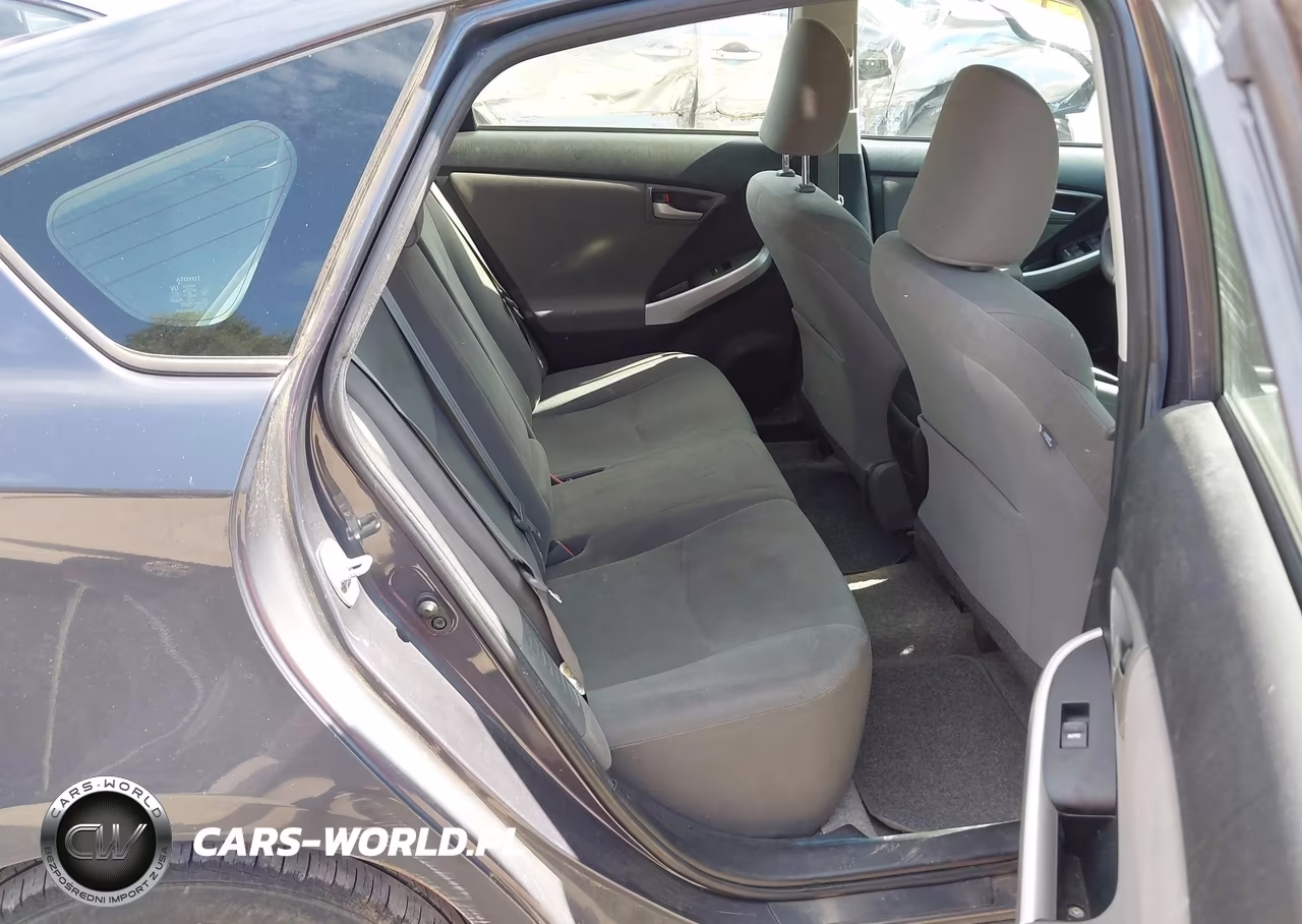 2014 Toyota Prius Two VIN:JTDKN3DU1E1764191 - 8