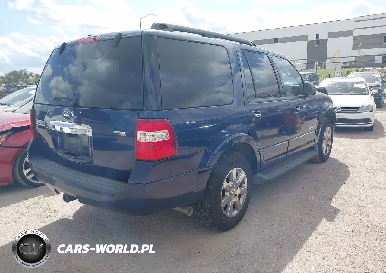 2008 Ford Expedition Xlt VIN:1FMFU15558LA87439 - 4