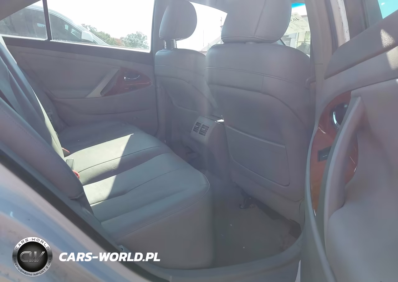 2010 Toyota Camry Xle VIN:4T1BF3EK6AU550893 - 8