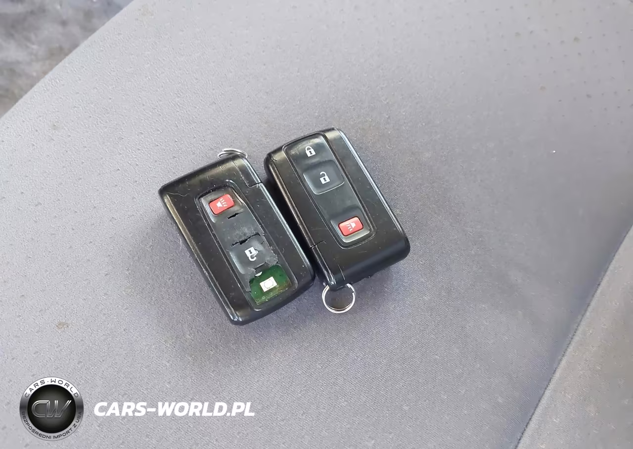 2008 Toyota Prius VIN:JTDKB20U883403929 - 11