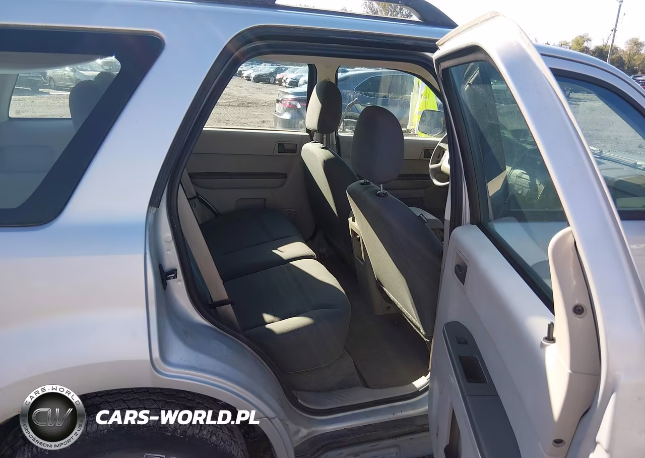 2008 Ford Escape Xls-Xls Manual VIN:1FMCU02Z28KA91247 - 8