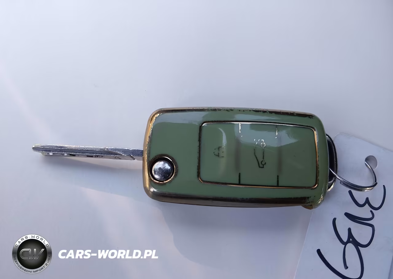 2014 Volkswagen Beetle 1.8T VIN:3VW517AT1EM816110 - 11
