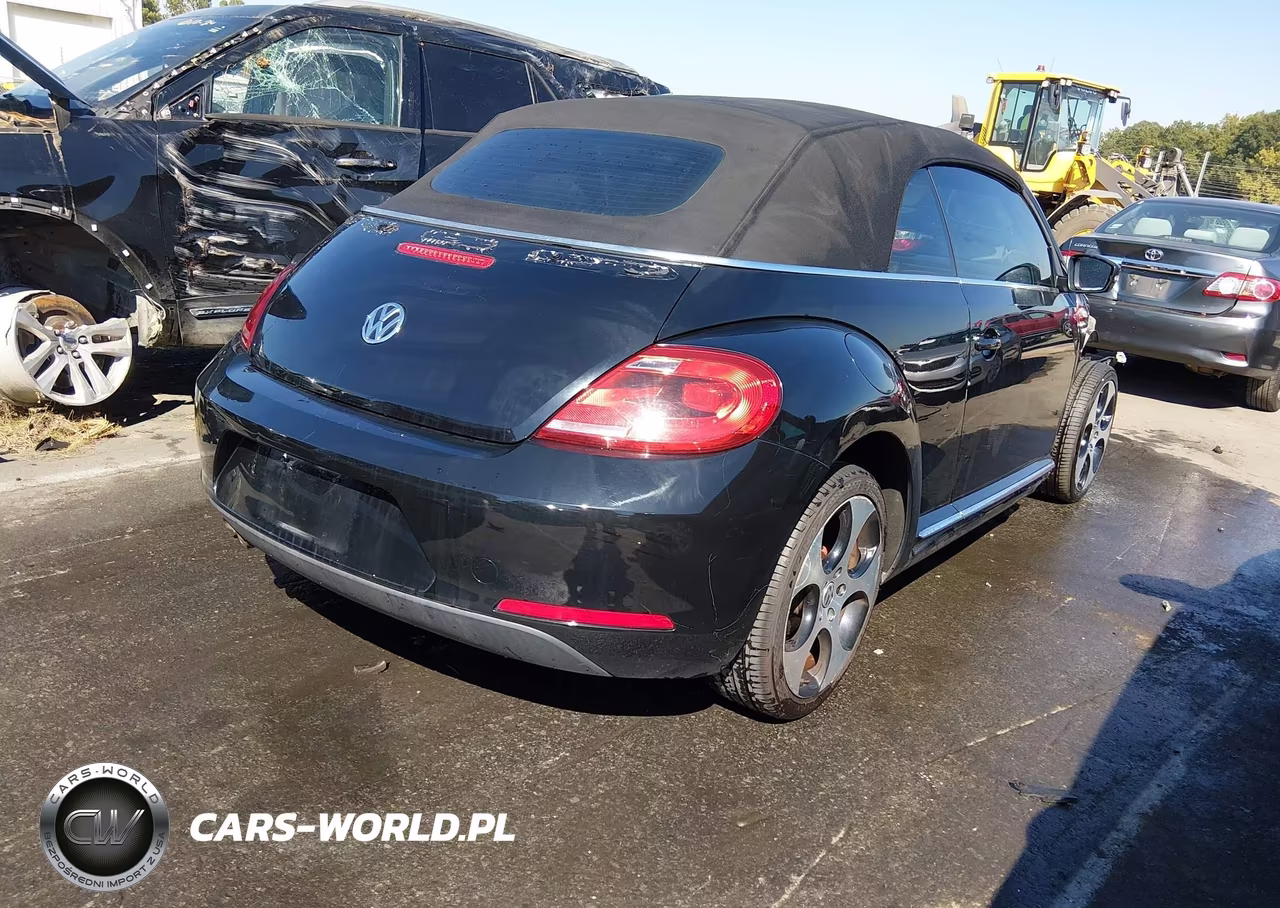 2014 Volkswagen Beetle 1.8T VIN:3VW517AT1EM816110 - 4