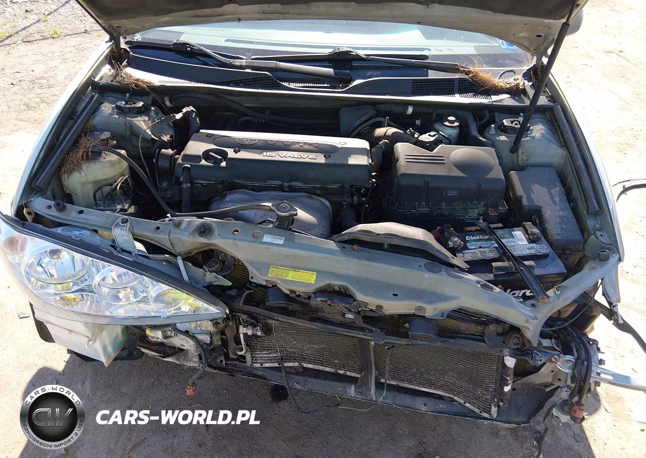 2005 Toyota Camry Le VIN:4T1BE30K15U977074 - 10