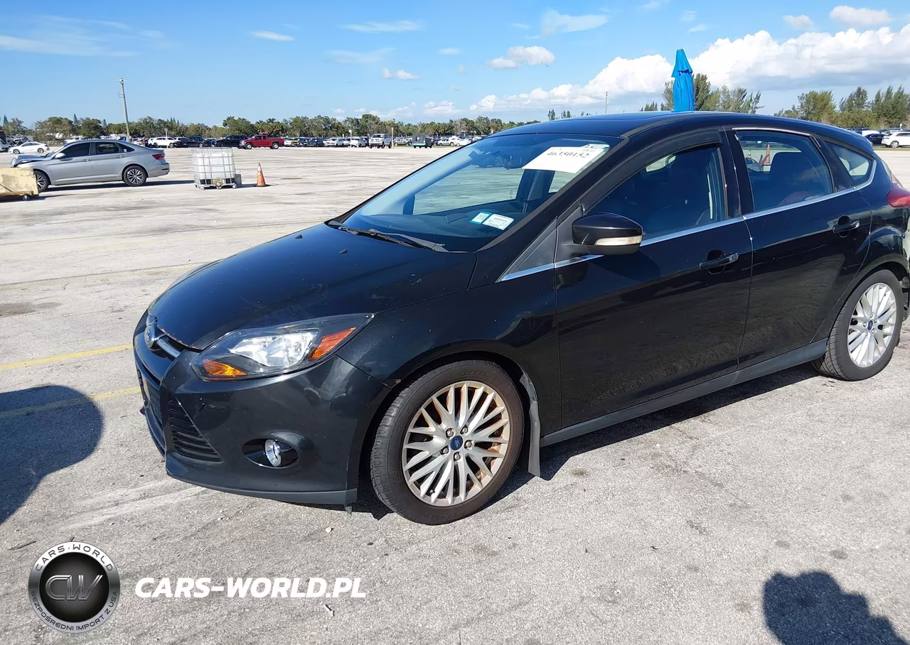 2013 Ford Focus Titanium VIN:1FADP3N21DL198140 - 2