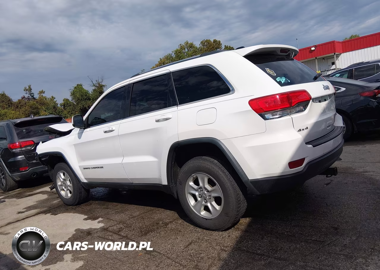 2014 Jeep Grand Cherokee Laredo VIN:1C4RJFAG8EC470656 - 14