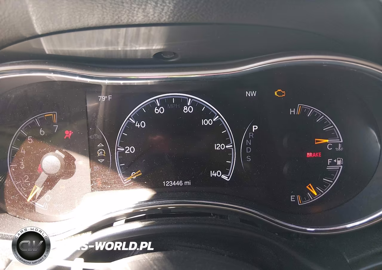 2014 Jeep Grand Cherokee Laredo VIN:1C4RJFAG8EC470656 - 7