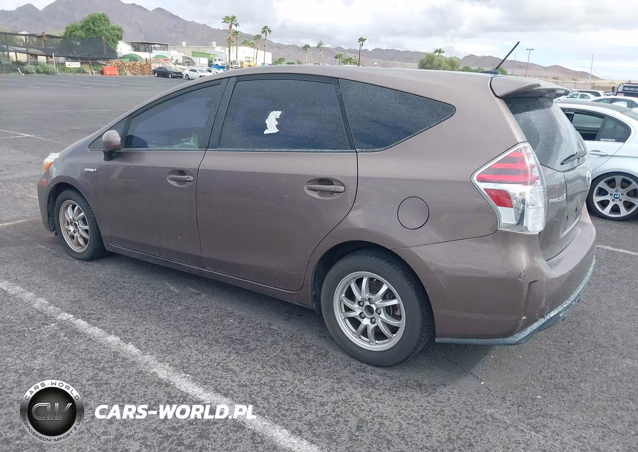 2015 Toyota Prius V Three VIN:JTDZN3EU3FJ027962 - 3