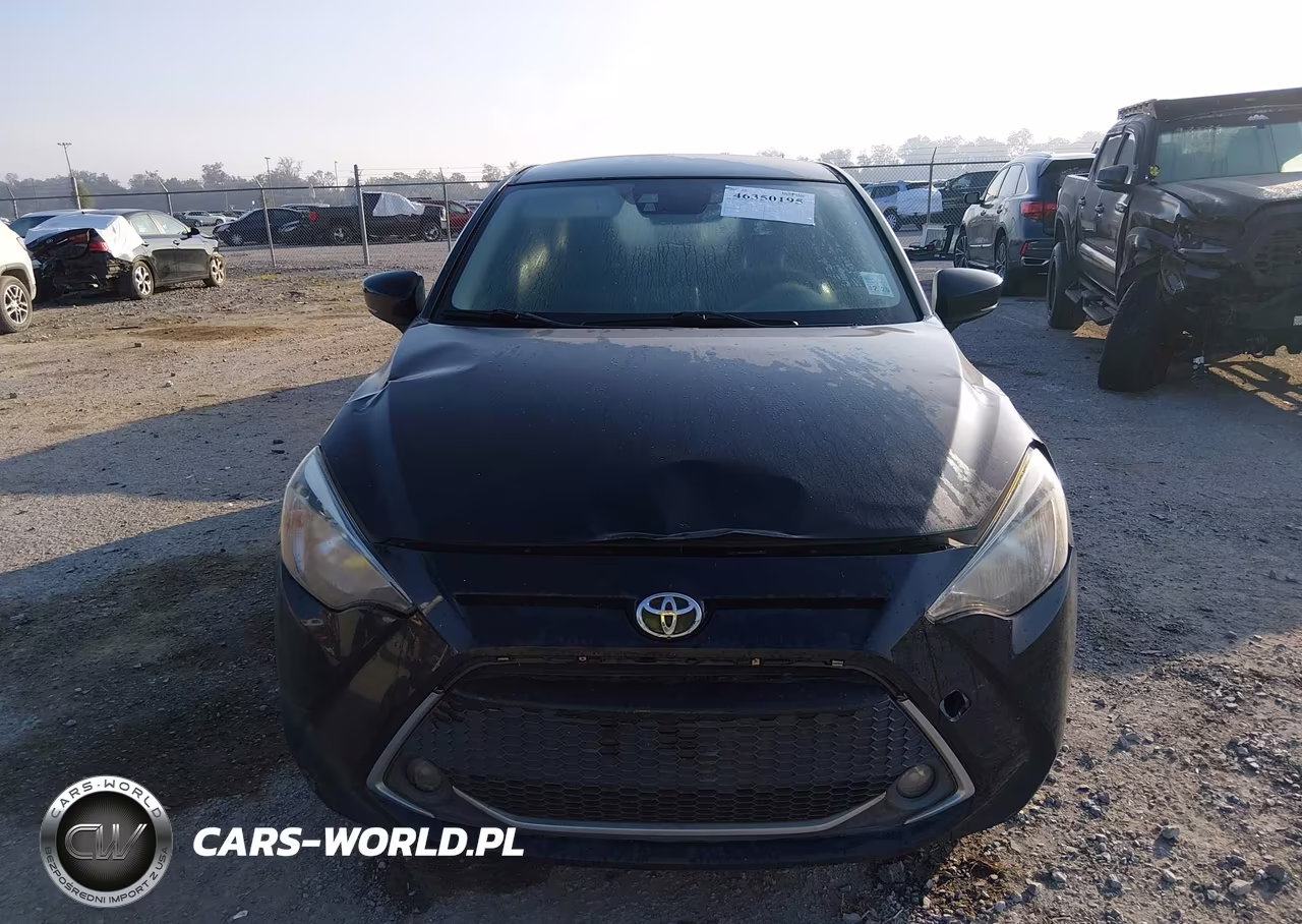 2019 Toyota Yaris Le VIN:3MYDLBYV4KY521768 - 12